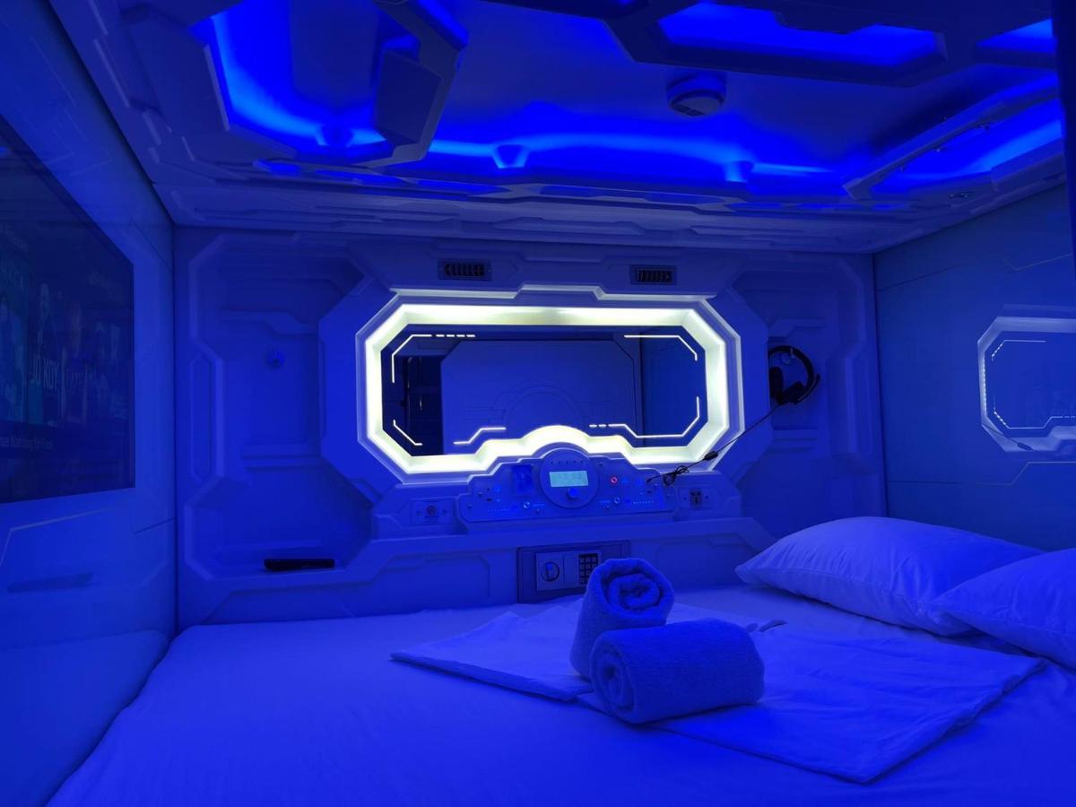 Bmax Spacepods Sleep In Space - 4Mins From Mactan Airport Lapu-Lapu City Exterior foto