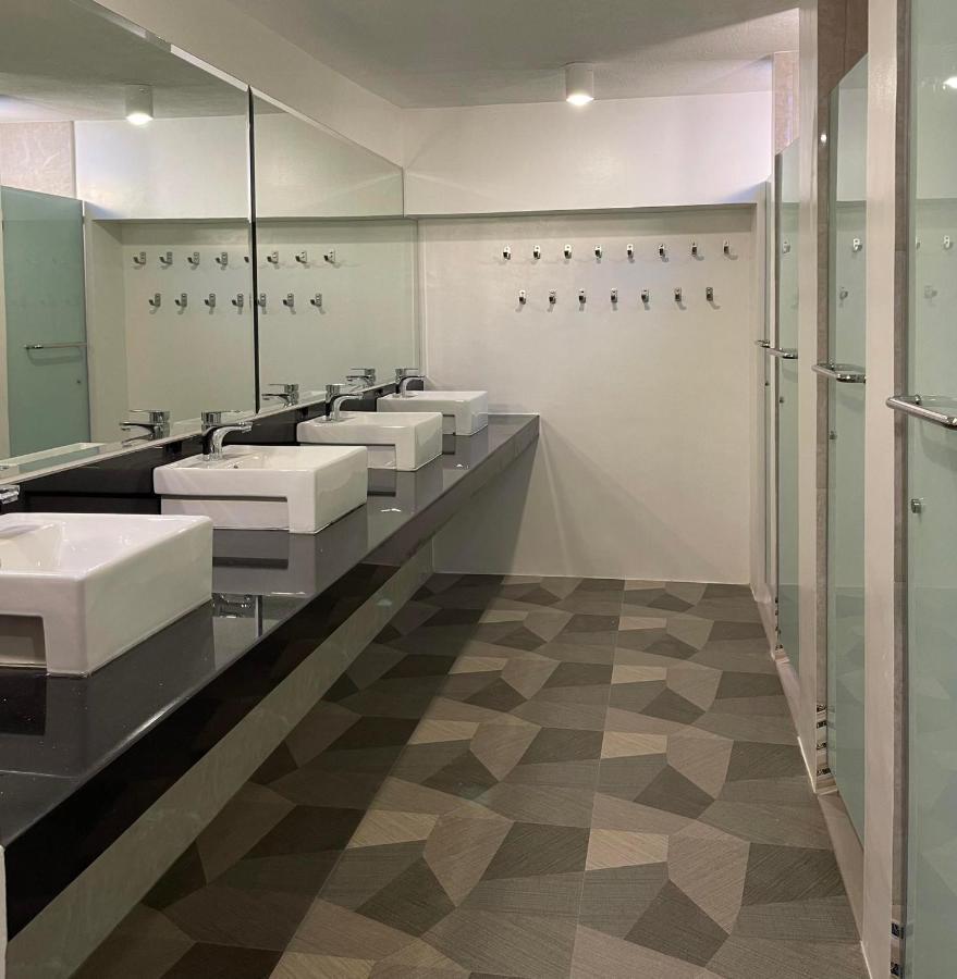 Bmax Spacepods Sleep In Space - 4Mins From Mactan Airport Lapu-Lapu City Exterior foto