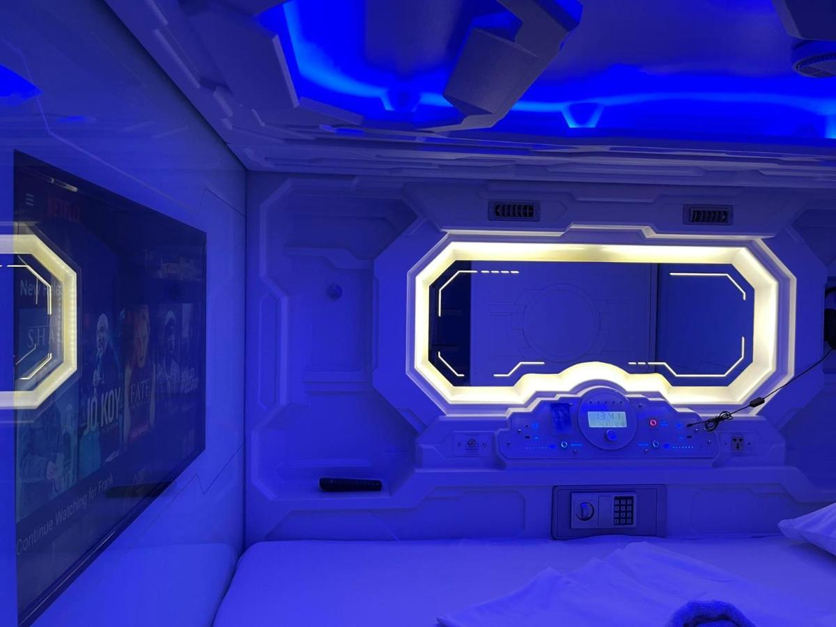 Bmax Spacepods Sleep In Space - 4Mins From Mactan Airport Lapu-Lapu City Exterior foto
